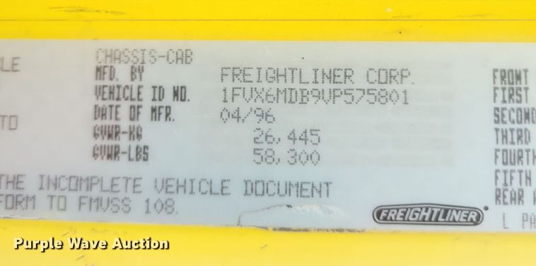 image for item DQ3786 1997 Freightliner dump truck