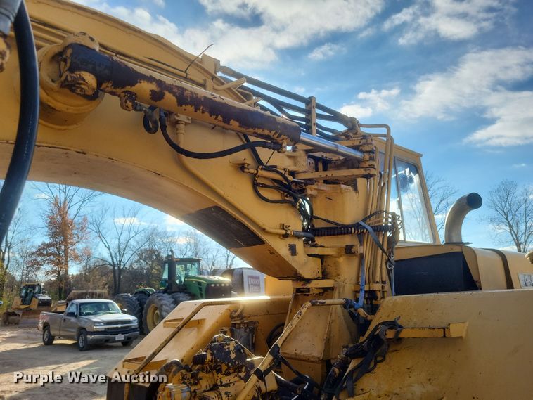 image for item DQ3787 1977 John Deere  762 elevating scraper