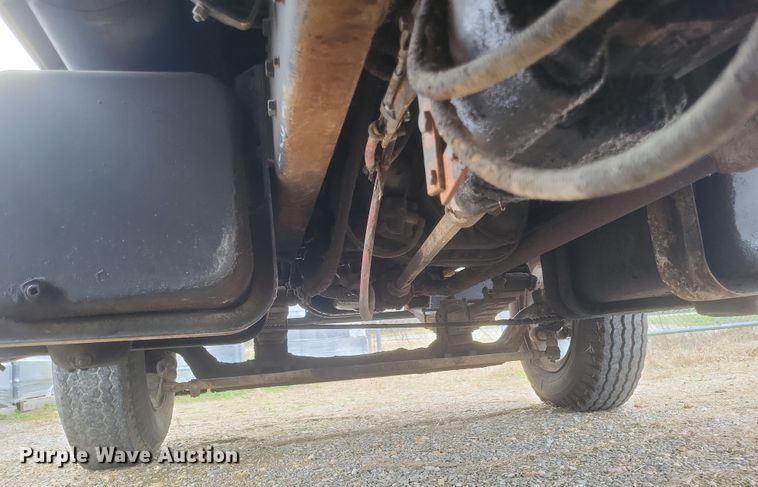 image for item DQ3810 1973 Ford dump truck