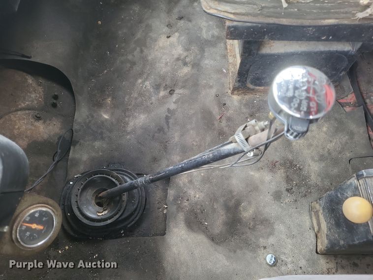 image for item DQ3810 1973 Ford dump truck