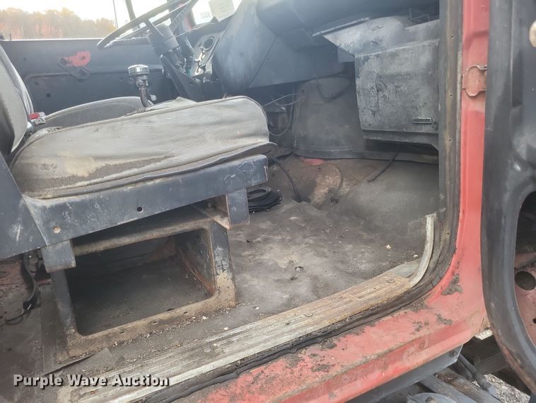 image for item DQ3810 1973 Ford dump truck