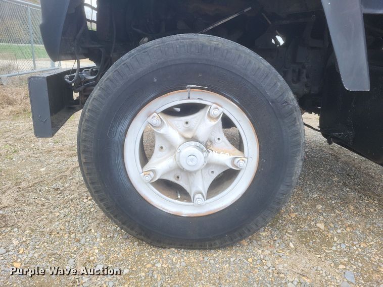 image for item DQ3810 1973 Ford dump truck