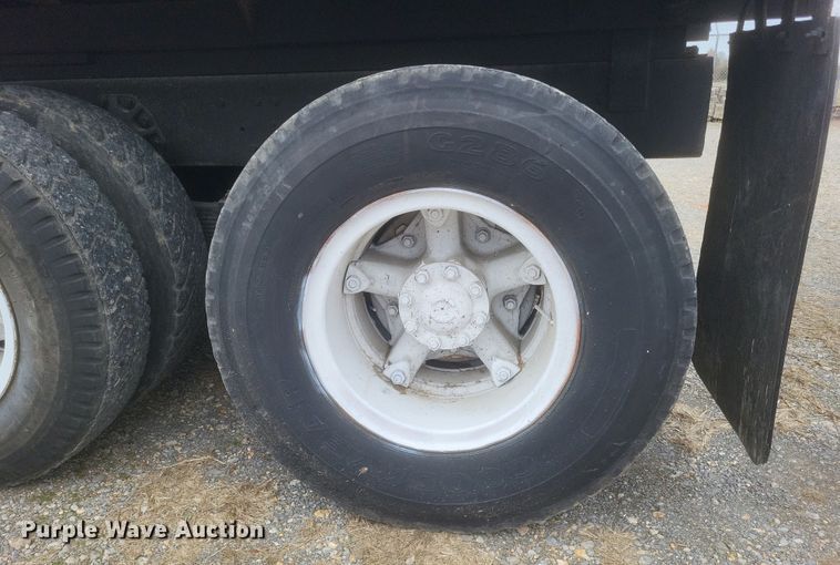 image for item DQ3810 1973 Ford dump truck