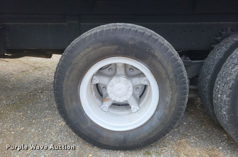 image for item DQ3810 1973 Ford dump truck