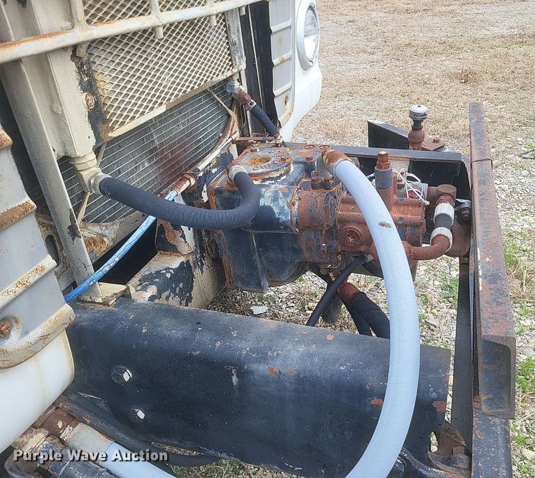 image for item DQ3812 1986 Ford LT9000 ready mix truck