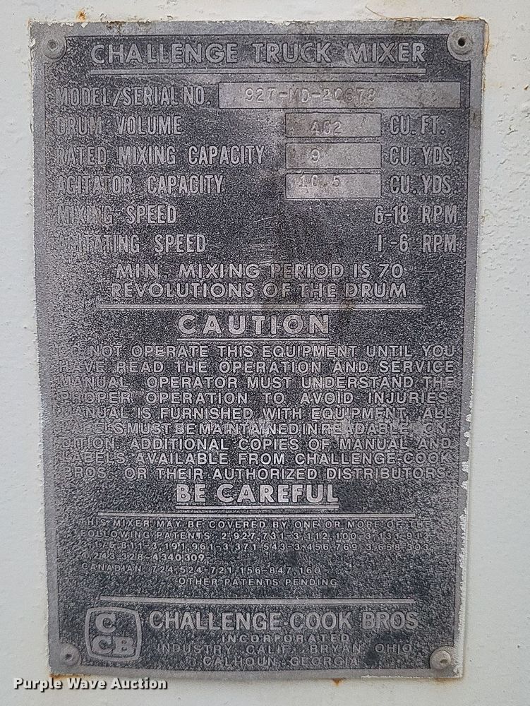 image for item DQ3812 1986 Ford LT9000 ready mix truck