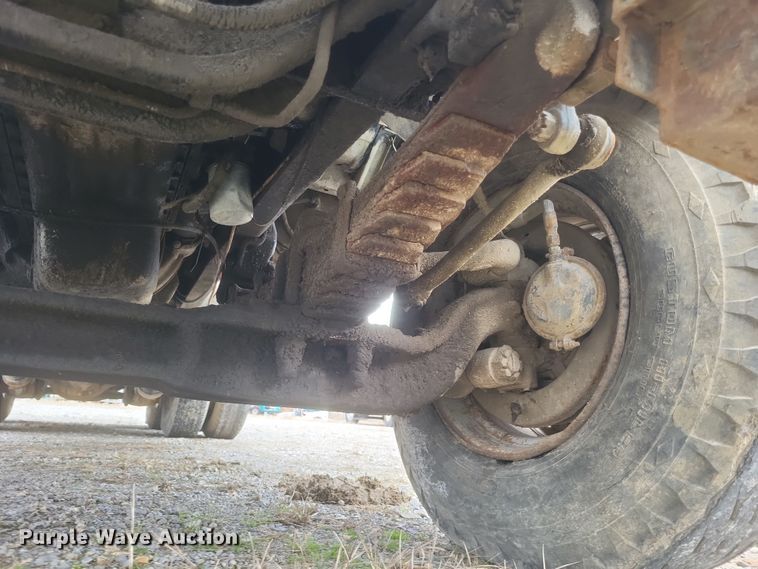 image for item DQ3812 1986 Ford LT9000 ready mix truck