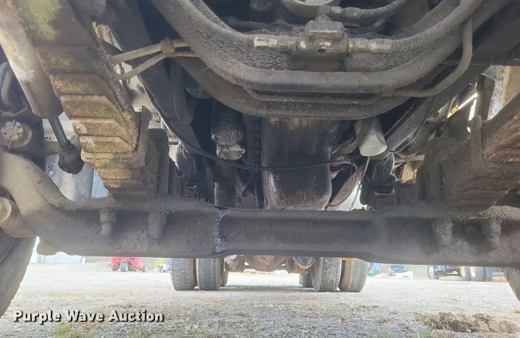 image for item DQ3812 1986 Ford LT9000 ready mix truck