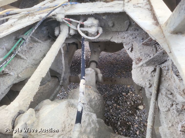 image for item DQ3812 1986 Ford LT9000 ready mix truck