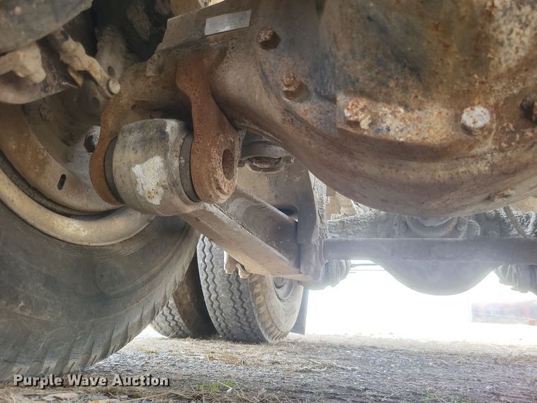 image for item DQ3812 1986 Ford LT9000 ready mix truck