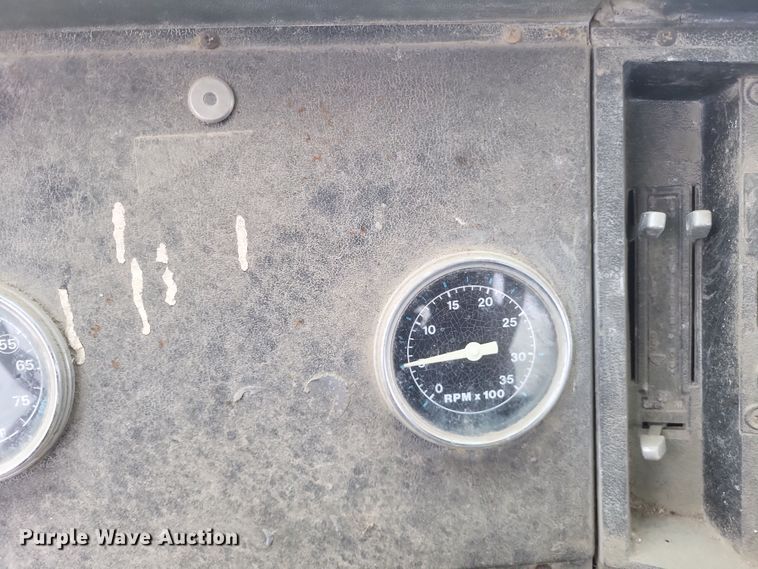 image for item DQ3812 1986 Ford LT9000 ready mix truck