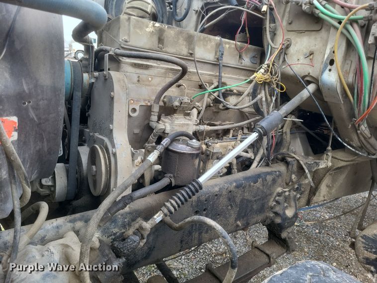 image for item DQ3812 1986 Ford LT9000 ready mix truck