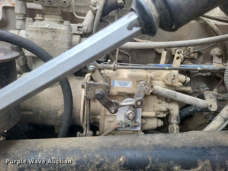 image for item DQ3812 1986 Ford LT9000 ready mix truck