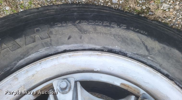 image for item DQ3812 1986 Ford LT9000 ready mix truck