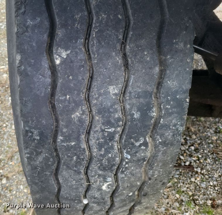 image for item DQ3812 1986 Ford LT9000 ready mix truck