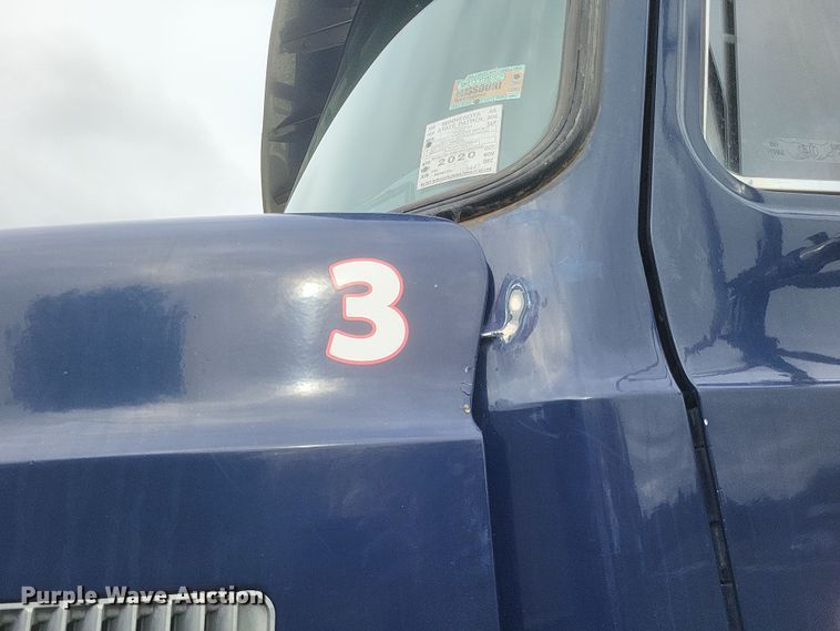 image for item DQ3814 1990 Mack CH600 dump truck