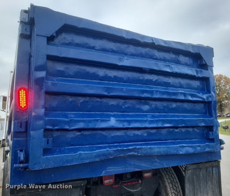 image for item DQ3814 1990 Mack CH600 dump truck