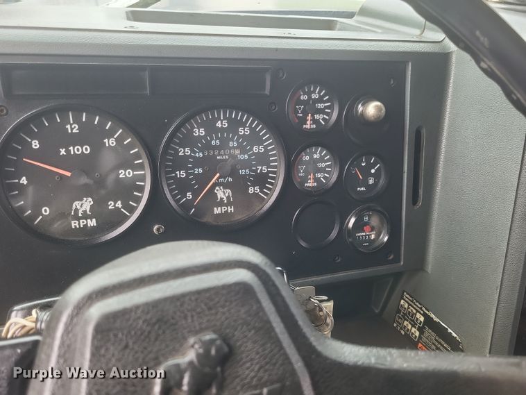 image for item DQ3814 1990 Mack CH600 dump truck