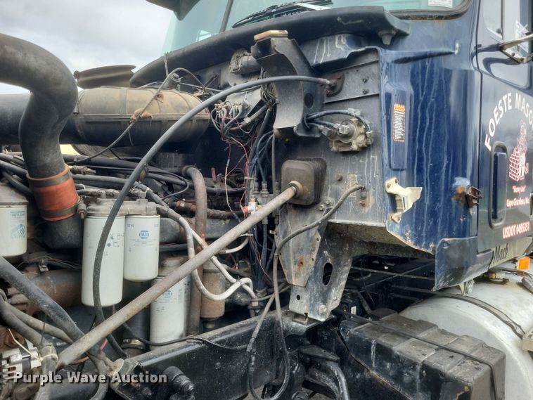 image for item DQ3814 1990 Mack CH600 dump truck