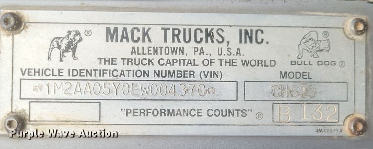 image for item DQ3814 1990 Mack CH600 dump truck