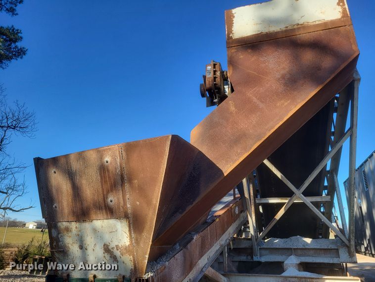 image for item DQ3838 Fab Tec crushing plant