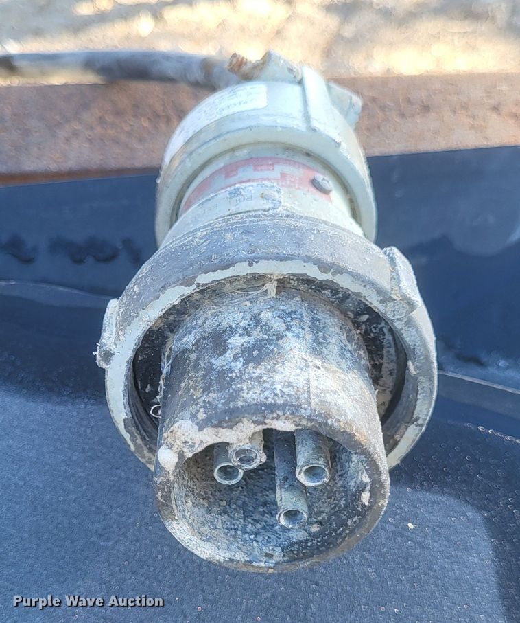 image for item DQ3838 Fab Tec crushing plant