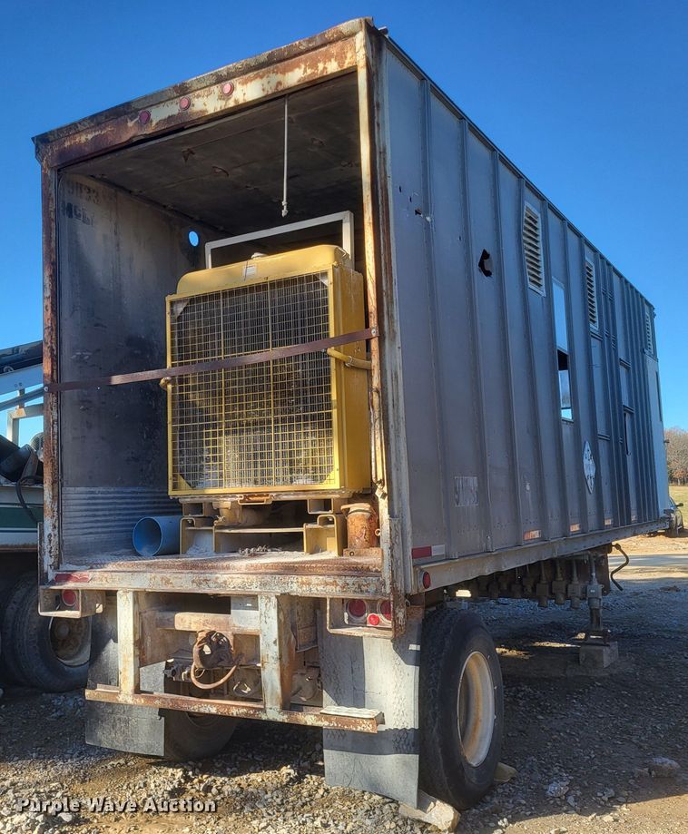 image for item DQ3839 Caterpillar  SR4B generator trailer
