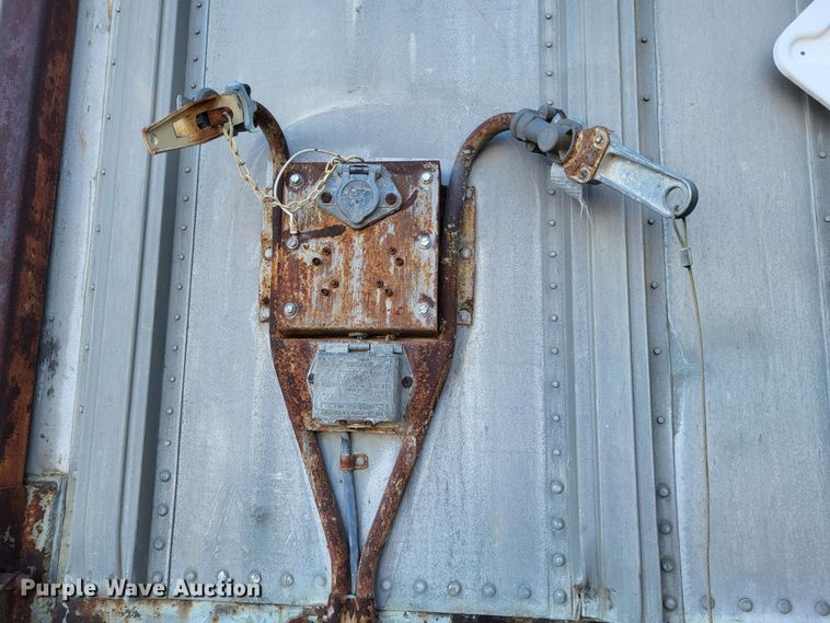 image for item DQ3839 Caterpillar  SR4B generator trailer