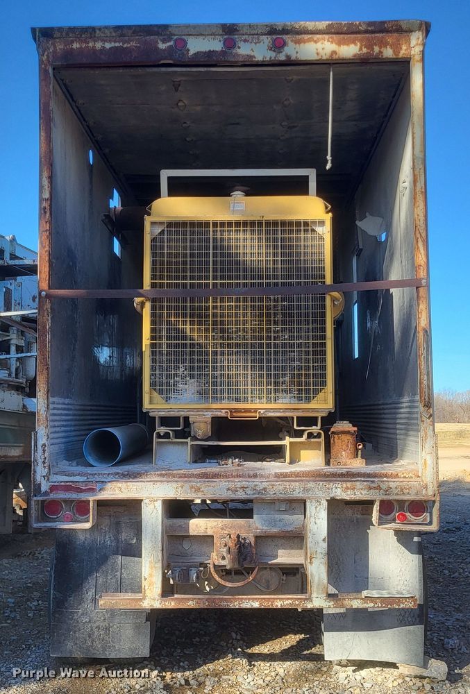 image for item DQ3839 Caterpillar  SR4B generator trailer