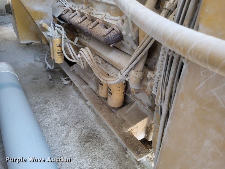 image for item DQ3839 Caterpillar  SR4B generator trailer