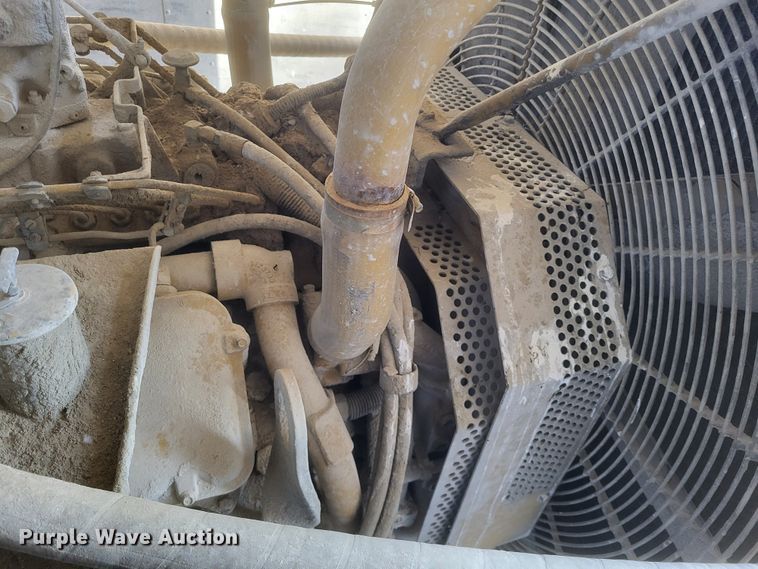 image for item DQ3839 Caterpillar  SR4B generator trailer