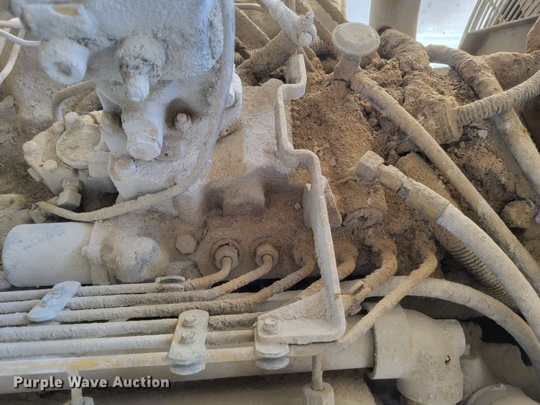 image for item DQ3839 Caterpillar  SR4B generator trailer