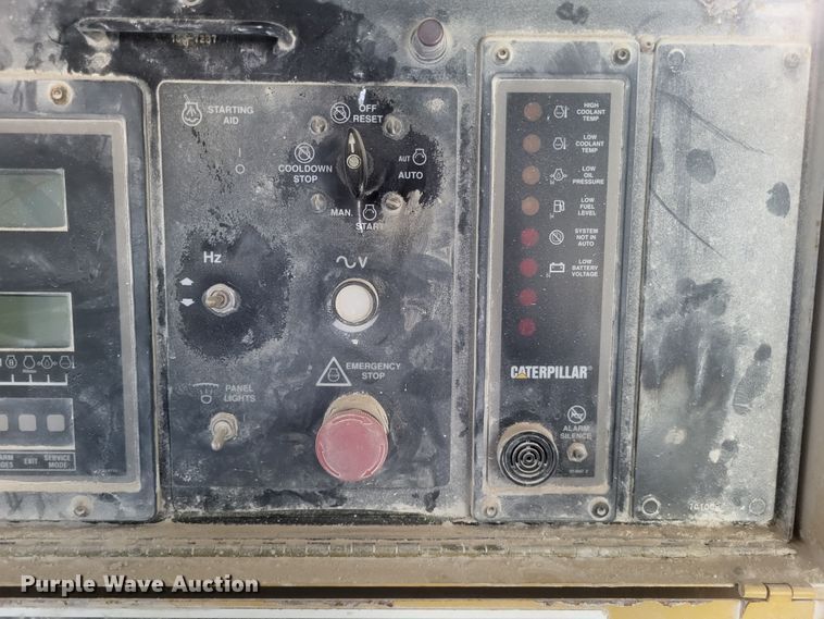 image for item DQ3839 Caterpillar  SR4B generator trailer