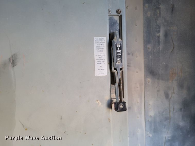 image for item DQ3839 Caterpillar  SR4B generator trailer