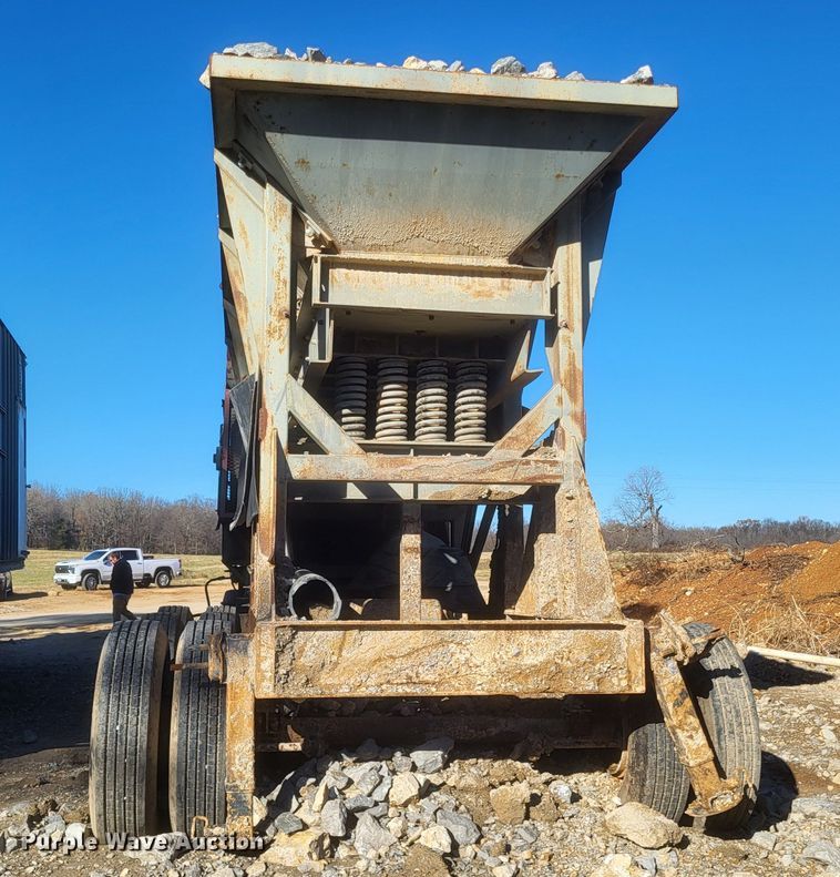 image for item DQ3840 Jaw crushing plant