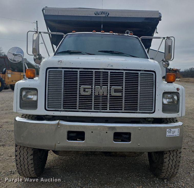 image for item DQ5330 1995 GMC TopKick C8500 dump truck