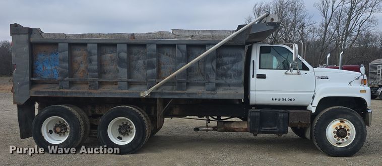 image for item DQ5330 1995 GMC TopKick C8500 dump truck