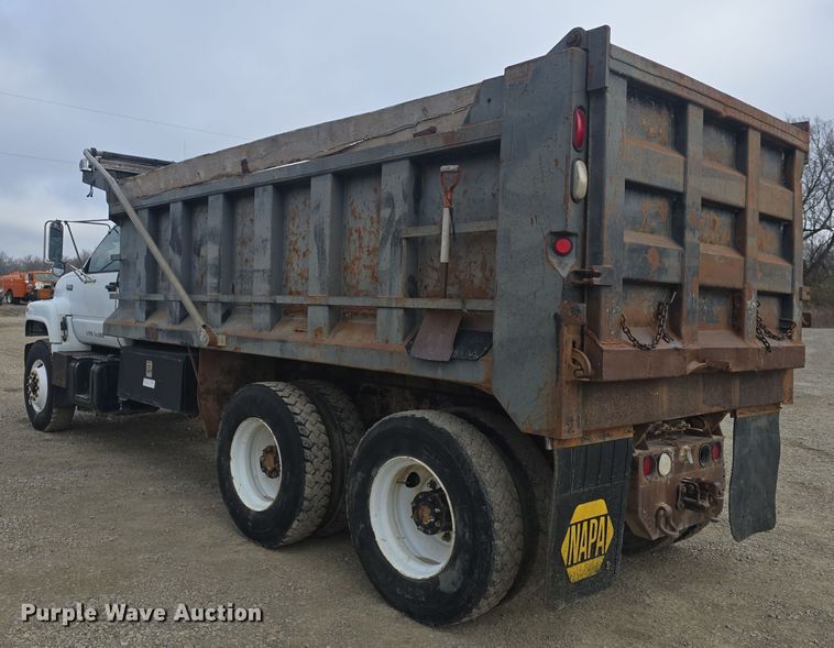 image for item DQ5330 1995 GMC TopKick C8500 dump truck