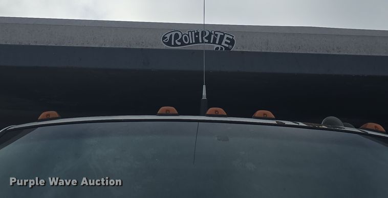 image for item DQ5330 1995 GMC TopKick C8500 dump truck