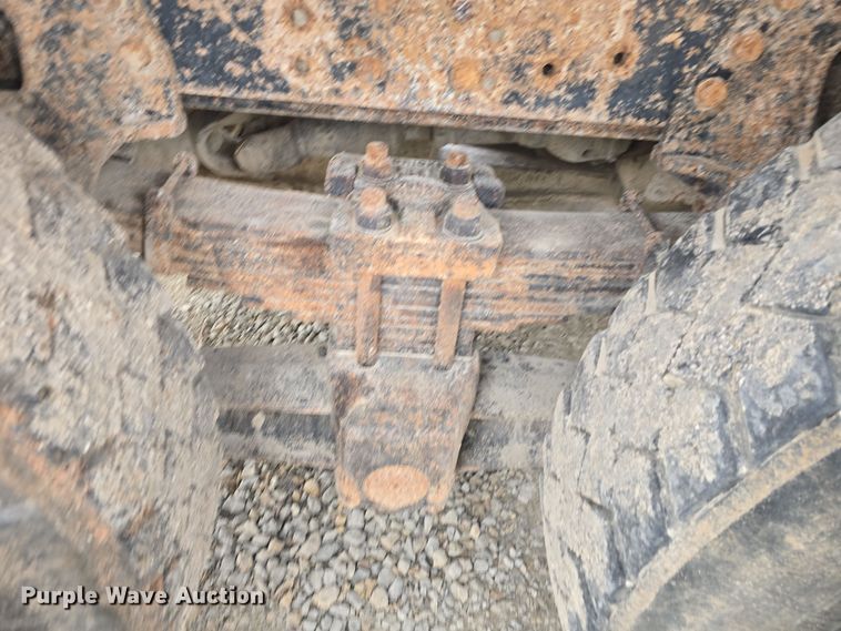 image for item DQ5330 1995 GMC TopKick C8500 dump truck