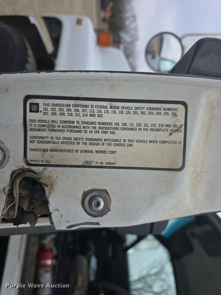 image for item DQ5330 1995 GMC TopKick C8500 dump truck