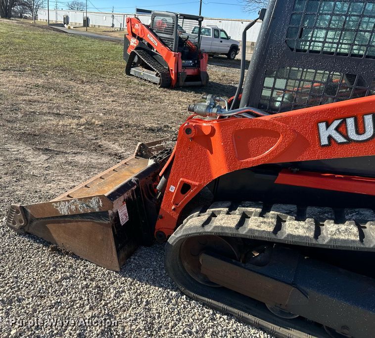 image for item DQ6464 2019 Kubota SVL65-2 tracked skid steer loader
