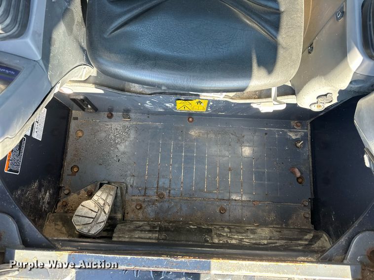 image for item DQ6464 2019 Kubota SVL65-2 tracked skid steer loader