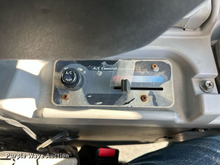 image for item DQ6464 2019 Kubota SVL65-2 tracked skid steer loader