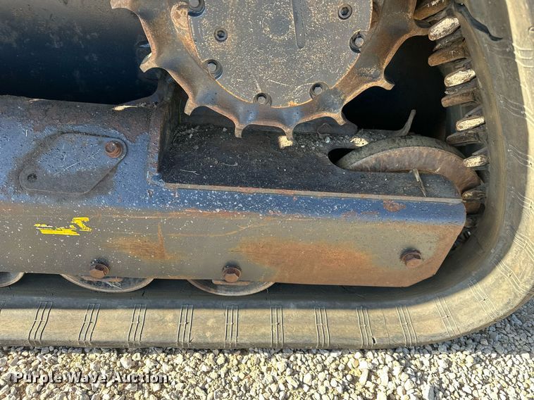 image for item DQ6464 2019 Kubota SVL65-2 tracked skid steer loader