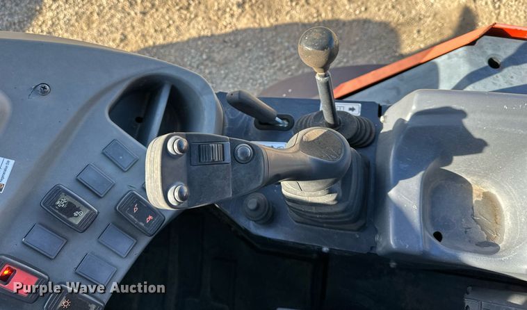 image for item DQ6466 2020 Kubota R530 wheel loader