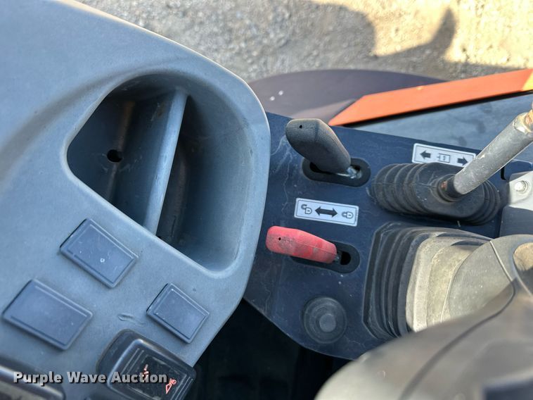 image for item DQ6466 2020 Kubota R530 wheel loader