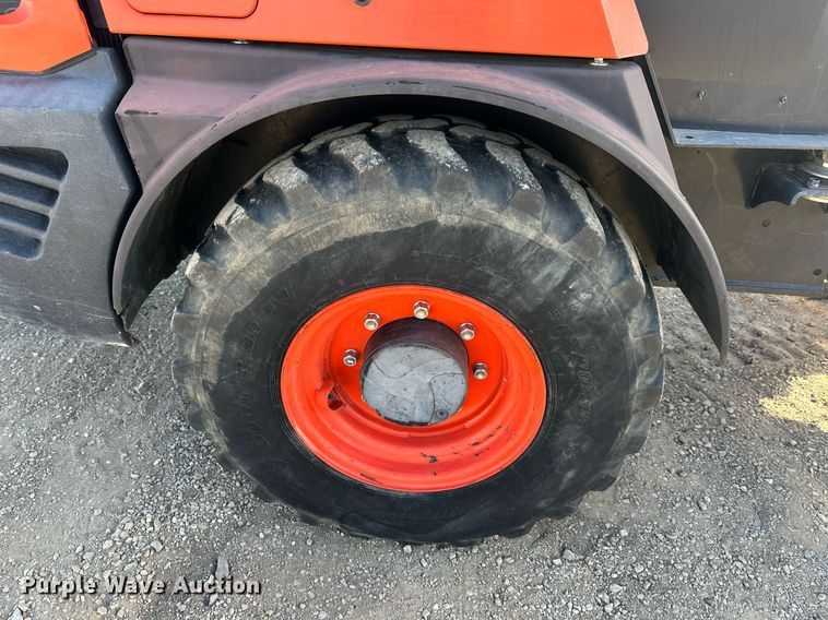 image for item DQ6466 2020 Kubota R530 wheel loader