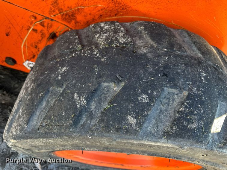 image for item DQ6467 2017 Gehl R105 skid steer loader