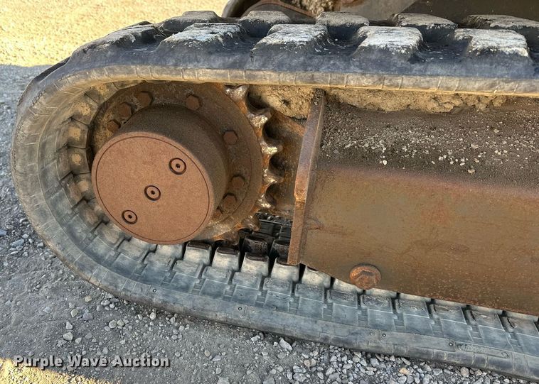 image for item DQ6469 2012 Bobcat E32 mini excavator